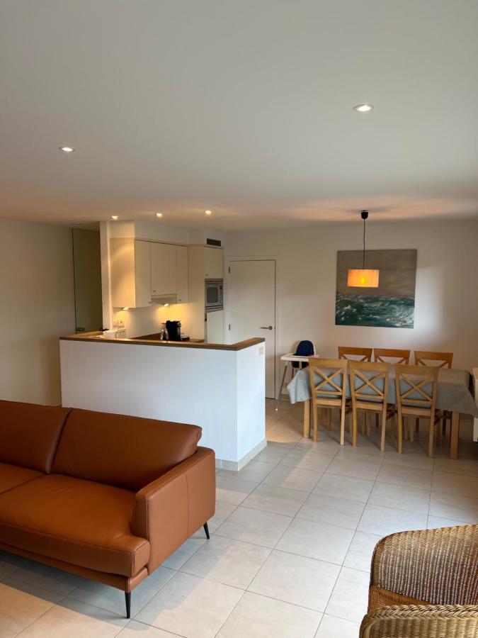 Two Bedroom Apartment - 50 Meters From Beach And Kyc Koksijde Exterior foto