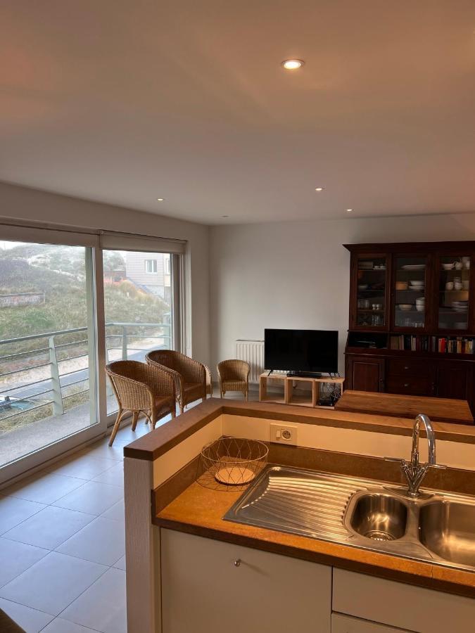 Two Bedroom Apartment - 50 Meters From Beach And Kyc Koksijde Exterior foto